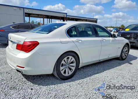 2011 BMW 740 I z USA, uszkodzony, nr VIN WBAKA4C56BC612948